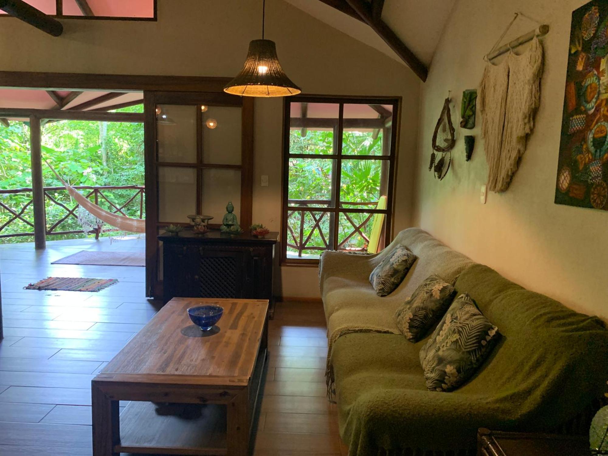 Brigitte'S Ranch Hotel Cahuita Exterior photo