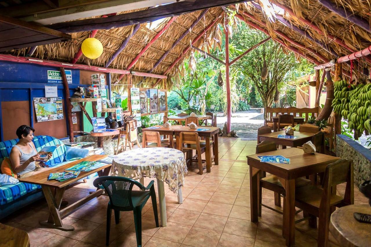 Brigitte'S Ranch Hotel Cahuita Exterior photo